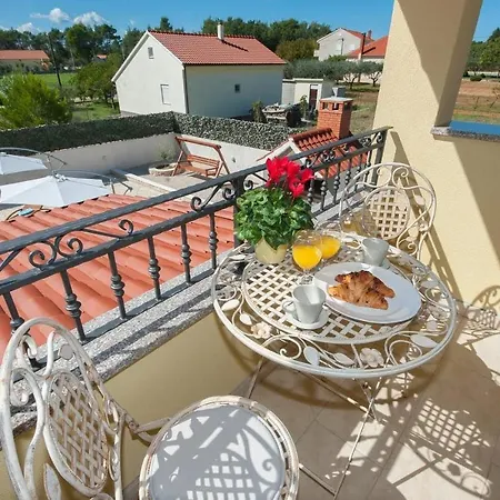 Apartamento Valentina Nin *