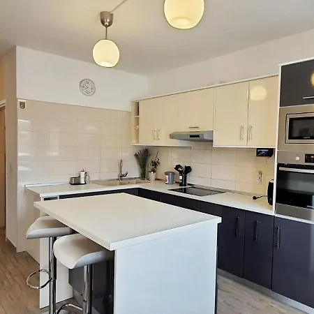 Valentina Nin Apartamento *