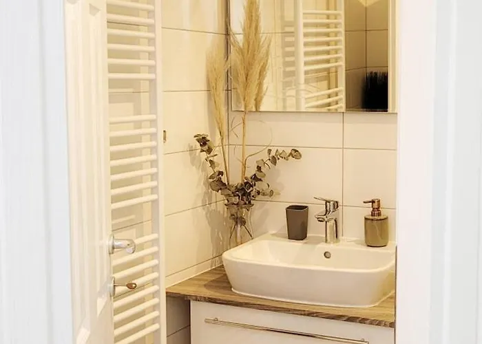 Valentina Nin * Ninski Stanovi